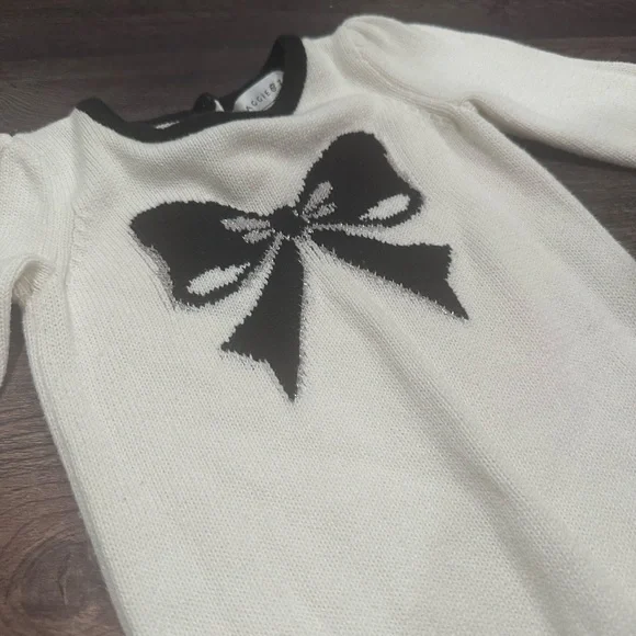 5 for $20 || Chic Kids One Piece with Bow Design 0-3MOS Maggie & Zoe - Picture 2 of 6